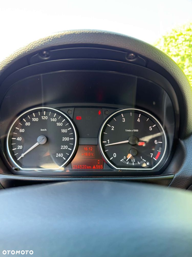 BMW Seria 1 - 8