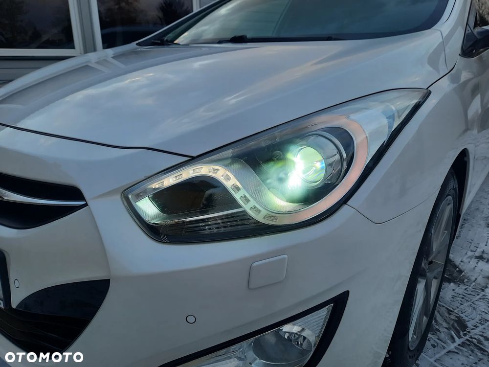 Hyundai i40 i40cw 1.7 CRDi Automatik Fifa World Cup Edition - 17