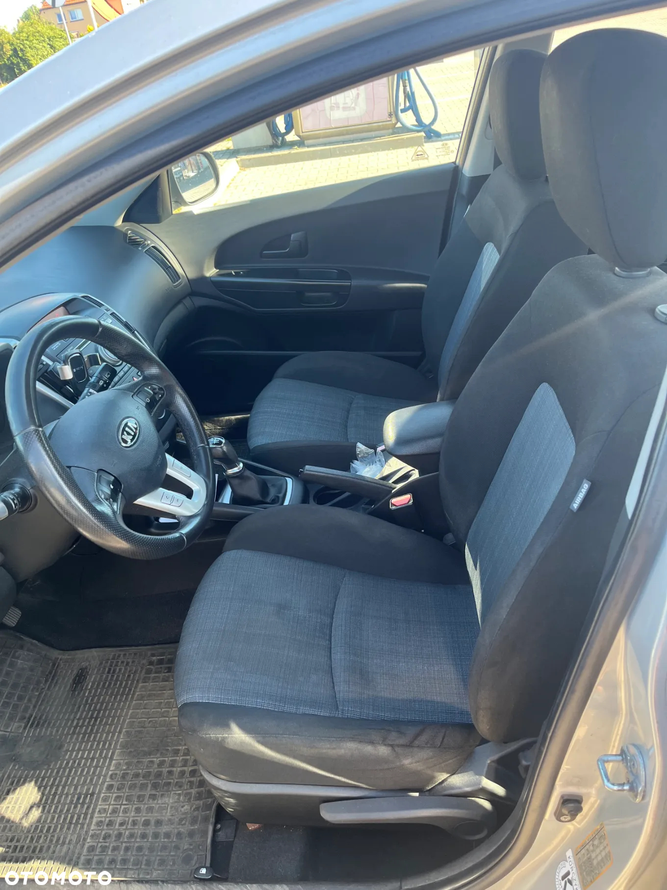 Kia Ceed - 24