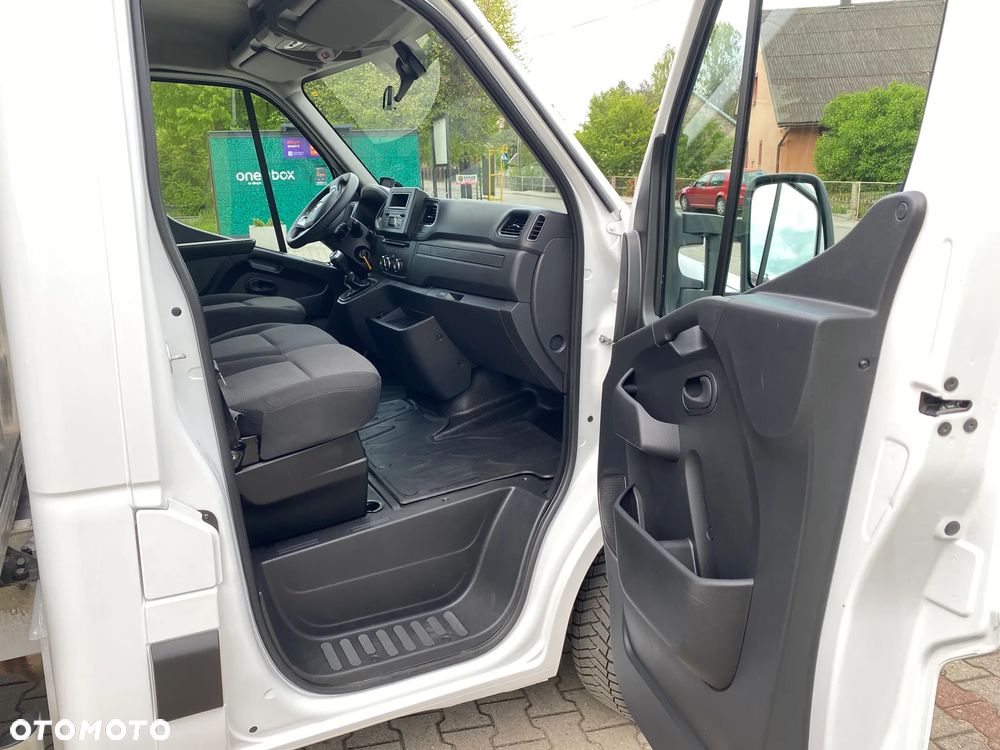 Renault Master - 29