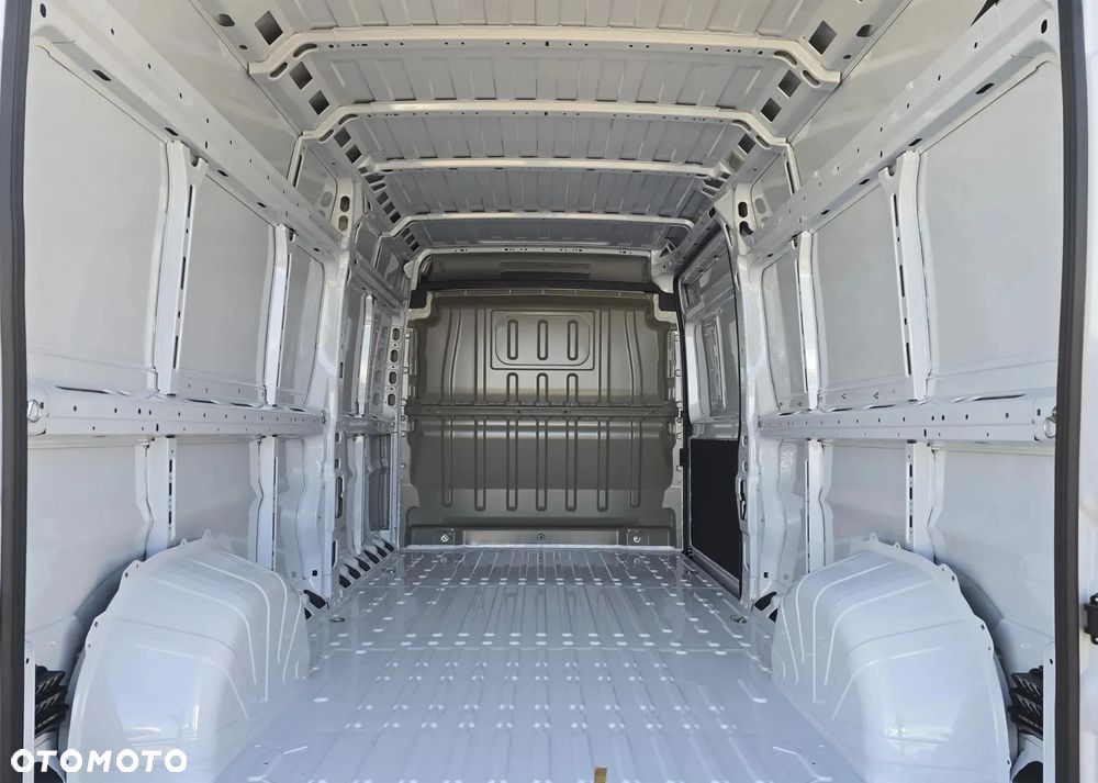 Opel Movano L4H2 140KM - 9