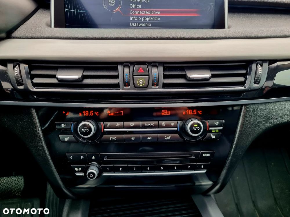 BMW X5 xDrive25d Sport-Aut - 28