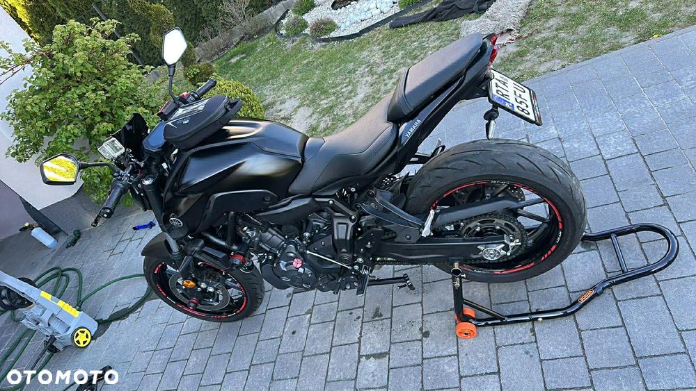 Yamaha MT - 15