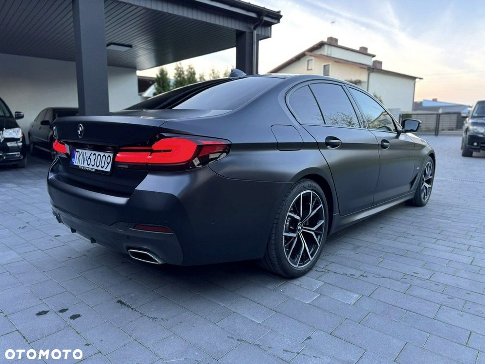 BMW Seria 5 530d xDrive M Sport Edition - 33