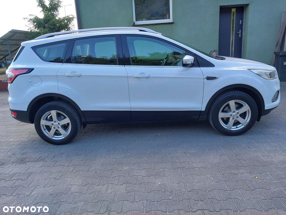 Ford Kuga 1.5 EcoBoost 2x4 Trend - 5