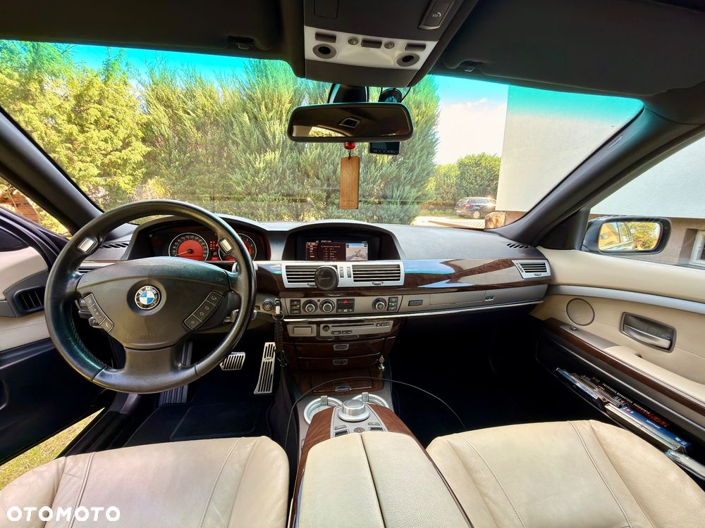 BMW Seria 7 730Li - 13