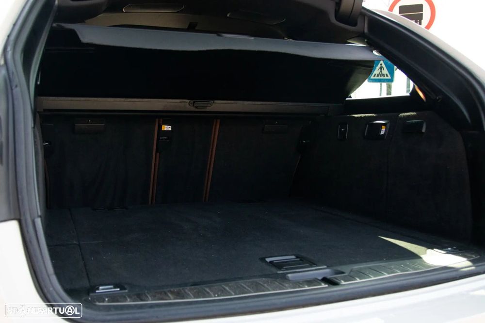 BMW 525 d Pack M Auto - 35