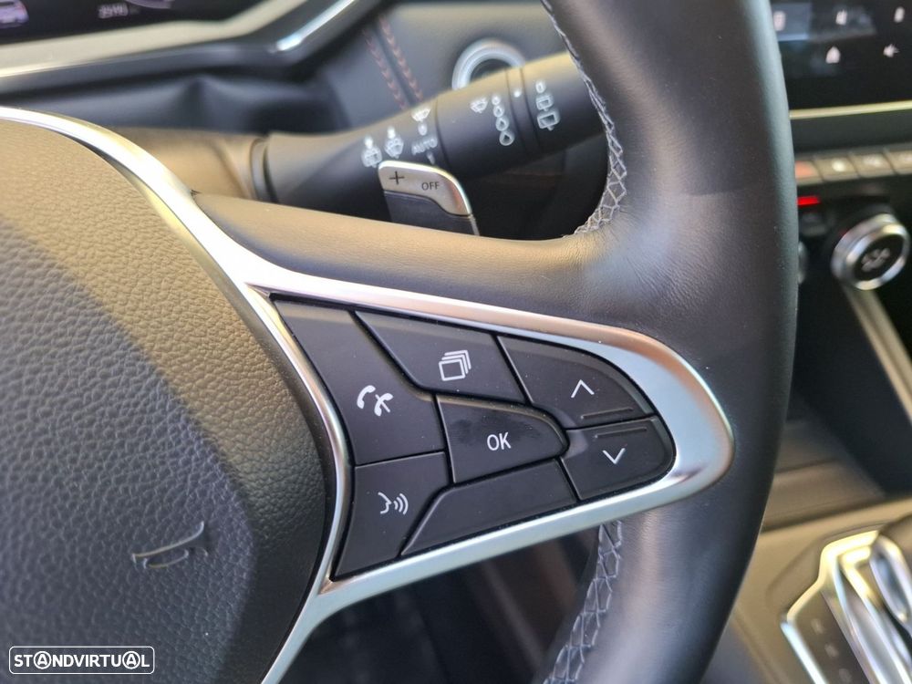 Renault Captur 1.3 TCe Initiale Paris EDC - 17