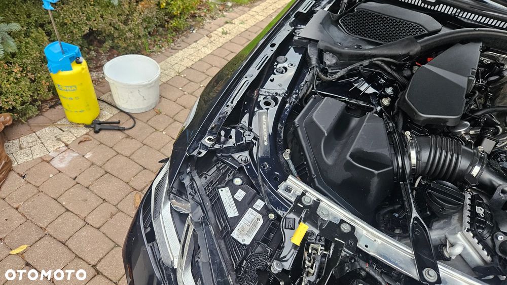 BMW Seria 5 M550i xDrive - 13