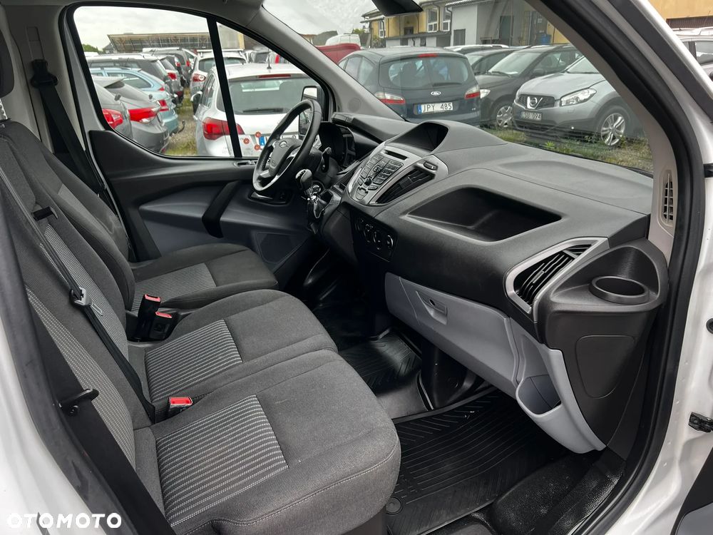 Ford Transit Custom - 8