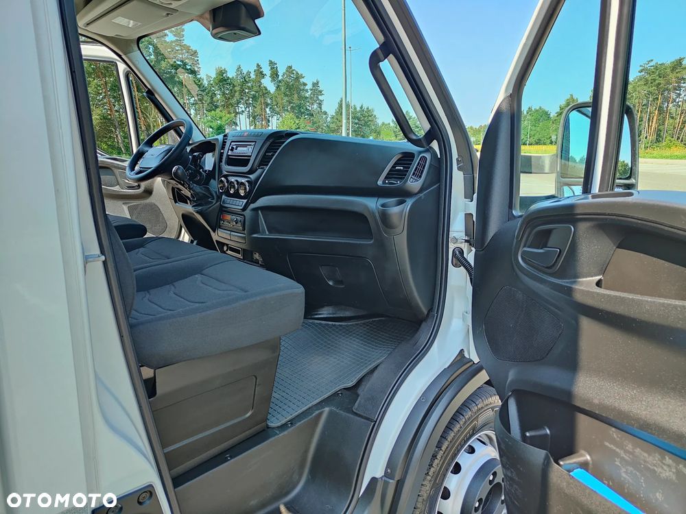Iveco DAILY 72c17** 3.0d 170KM EURO-6 wersja BEZ AdBLUE** BLIŹNIAK** Skrzynka z Plandeką + PAKA dł.610cm+rozstaw osi 4750cm** POLSKI SALON** DMC do 7.2T kat.C** - 25