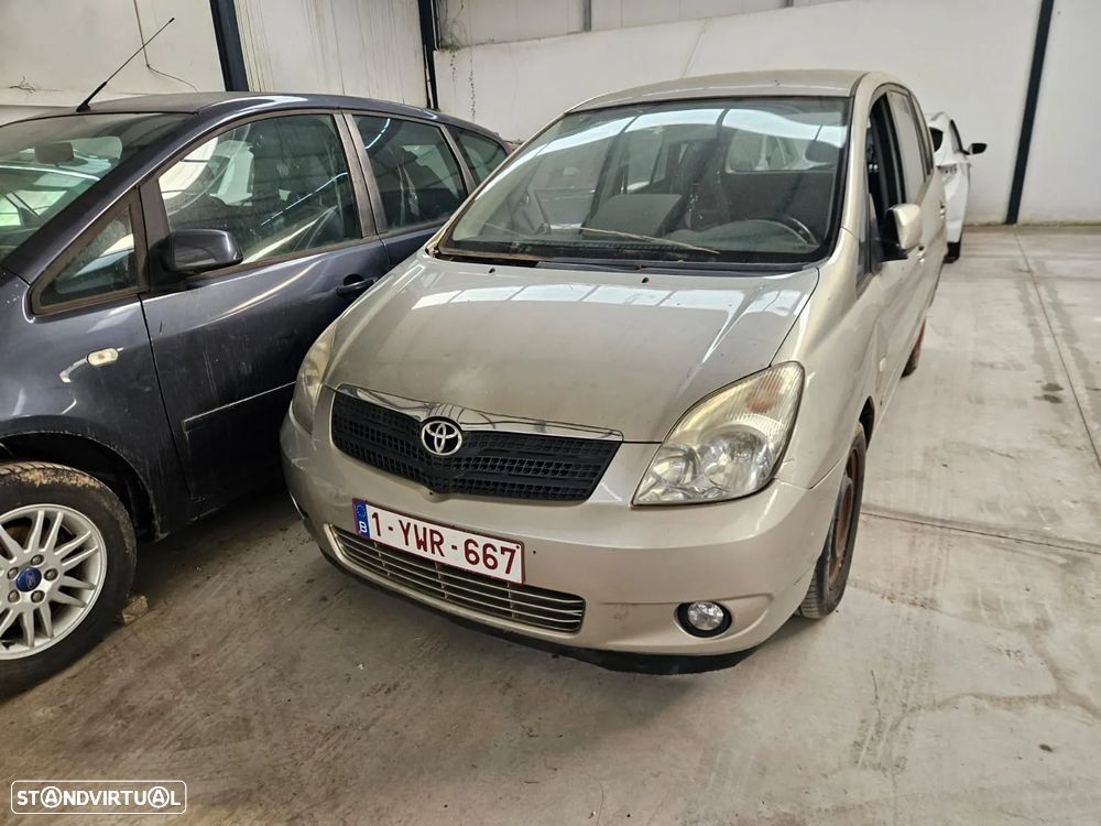 Toyota corolla Versus para peças - 4