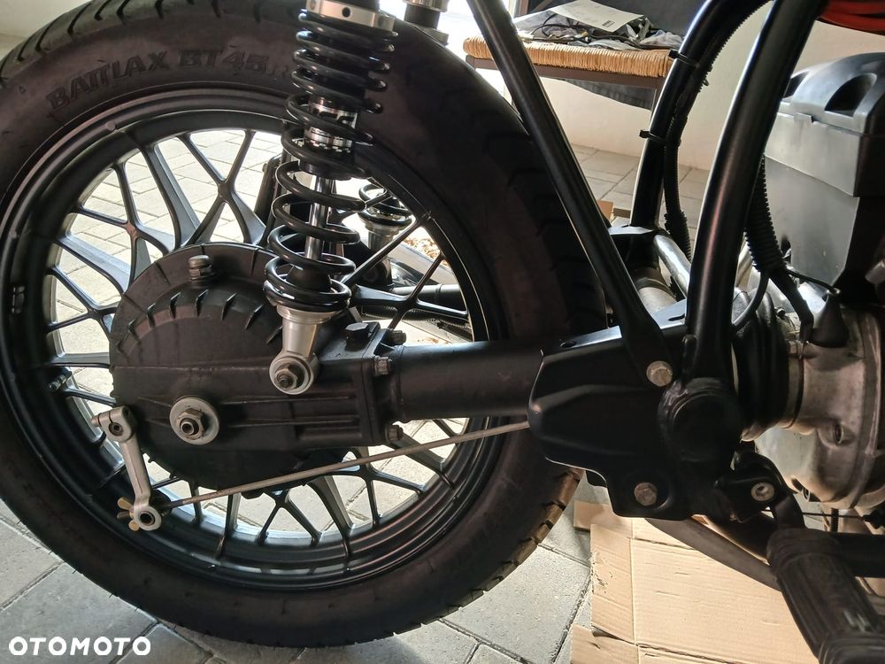 BMW R - 13