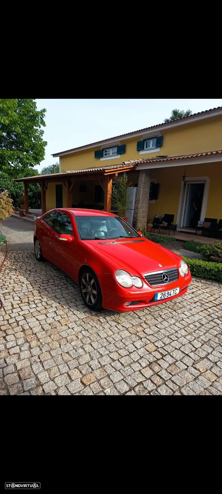 Mercedes-Benz C 200 Sport Coupé Kompressor Classic - 2