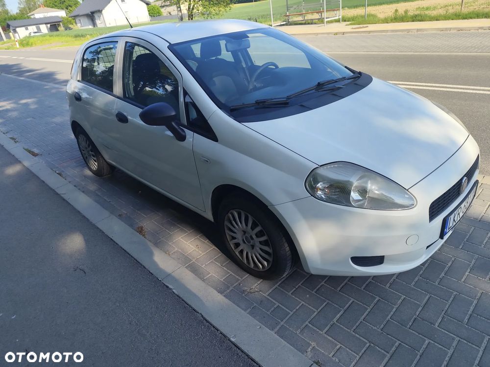Fiat Grande Punto - 6