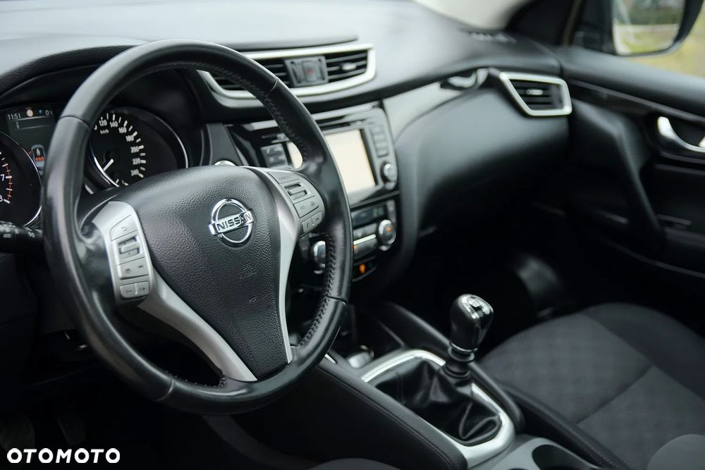 Nissan Qashqai 1.6 DIG-T Tekna - 29