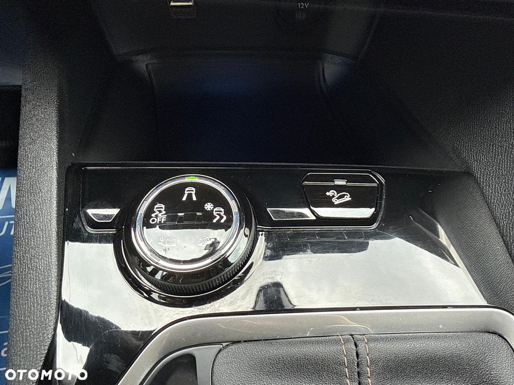 Peugeot 5008 1.5 BlueHDi GT S&S - 32