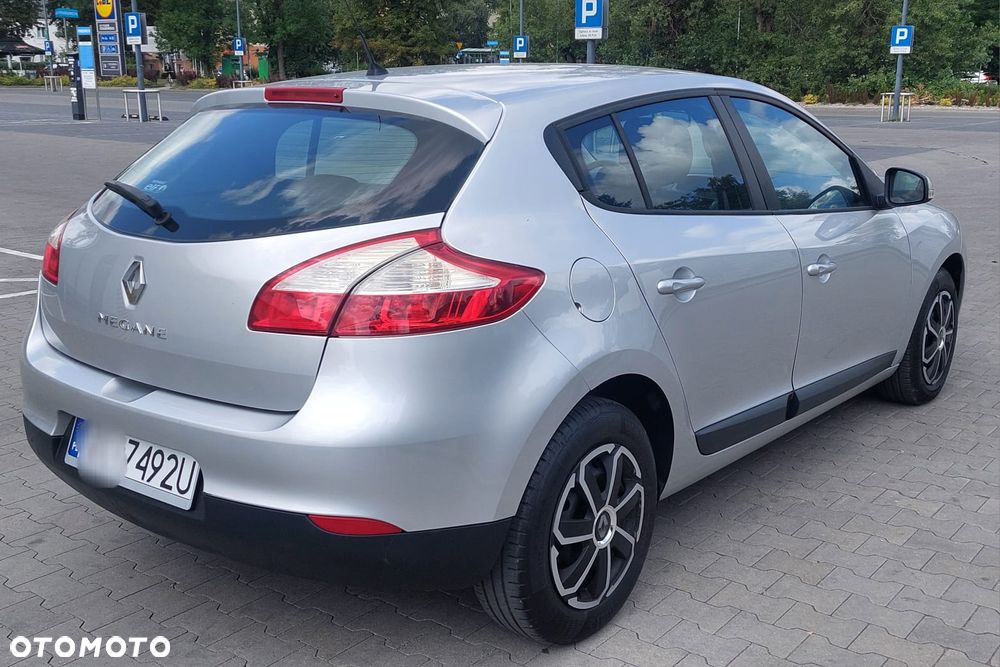 Renault Megane 1.6 16V 110 Dynamique - 5