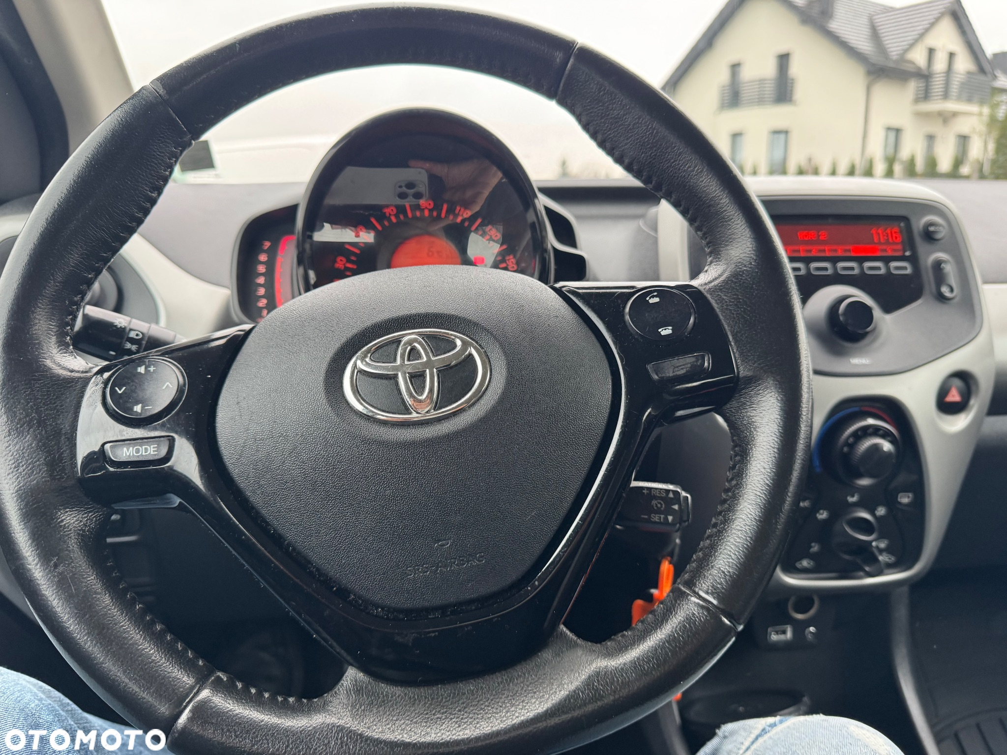 Toyota Aygo x-play - 22