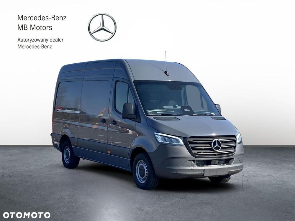 Mercedes-Benz Sprinter - 1