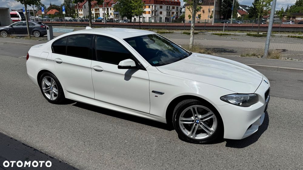 BMW Seria 5 520d xDrive - 3