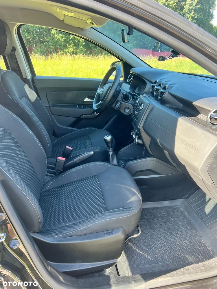 Dacia Duster 1.6 SCe Blackshadow 4x4 S&S - 31