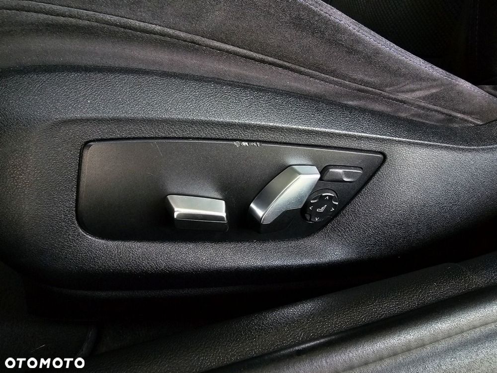 BMW Seria 5 - 30