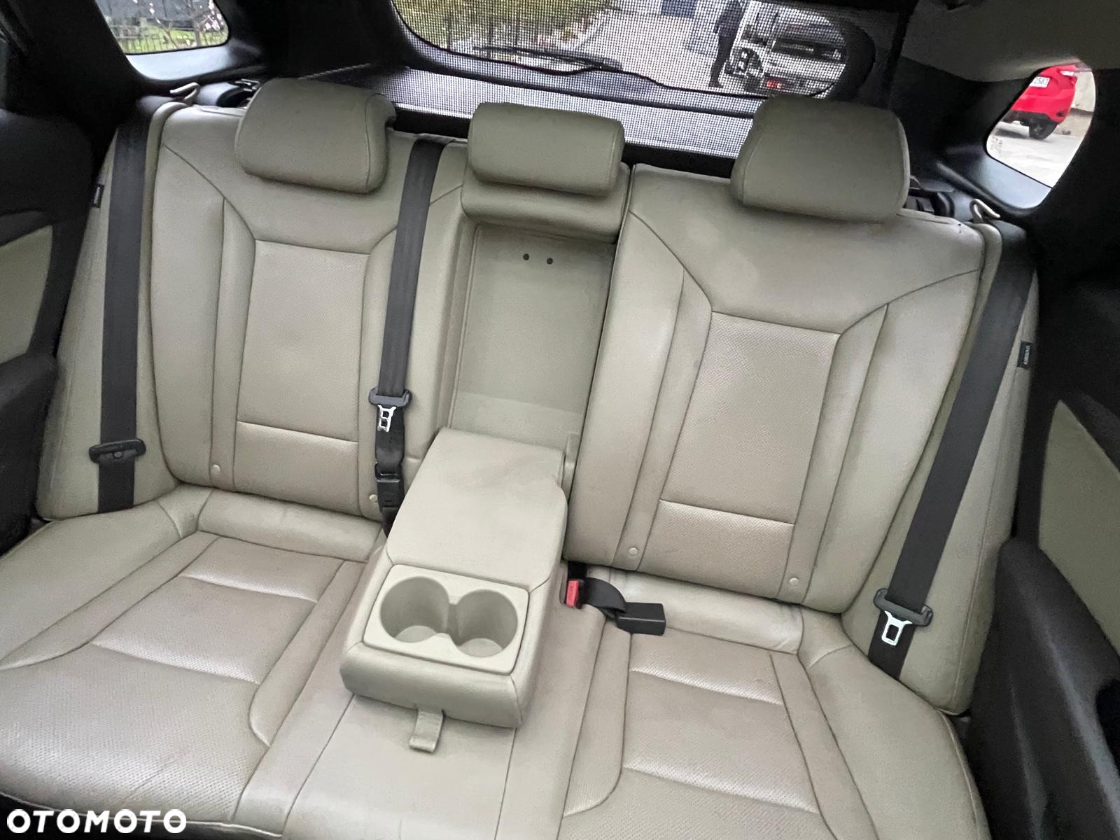 Hyundai i40 i40cw 1.7 CRDi Automatik Premium - 13