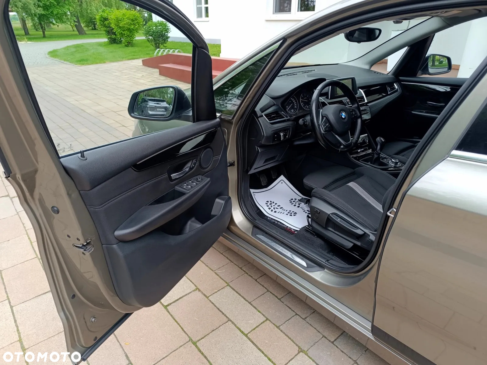 BMW Seria 2 218d Sport Line - 21