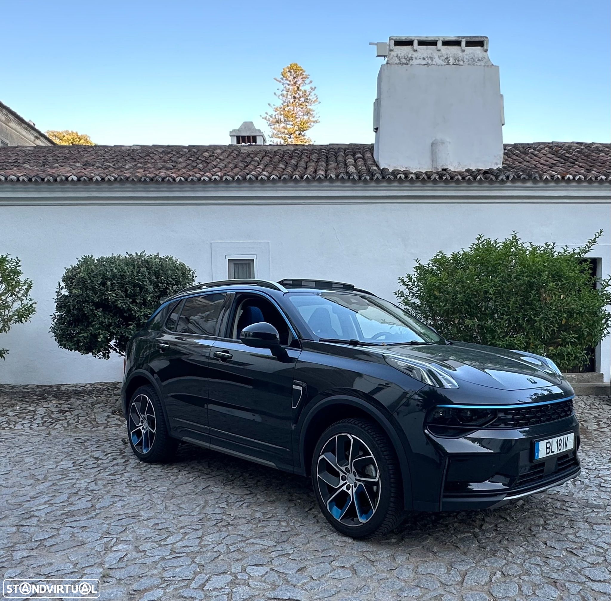 Lynk & Co 01 - 1