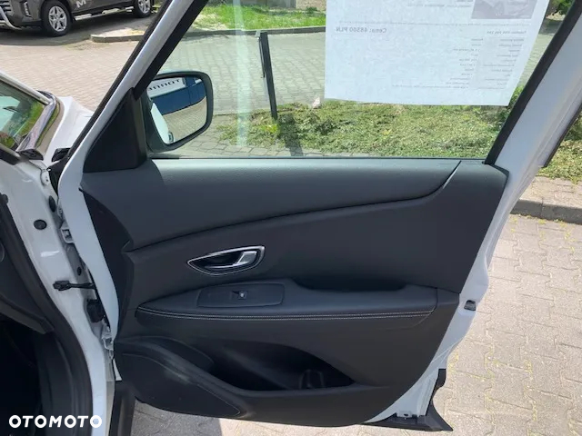 Renault Scenic 1.5 dCi Intens EDC - 33