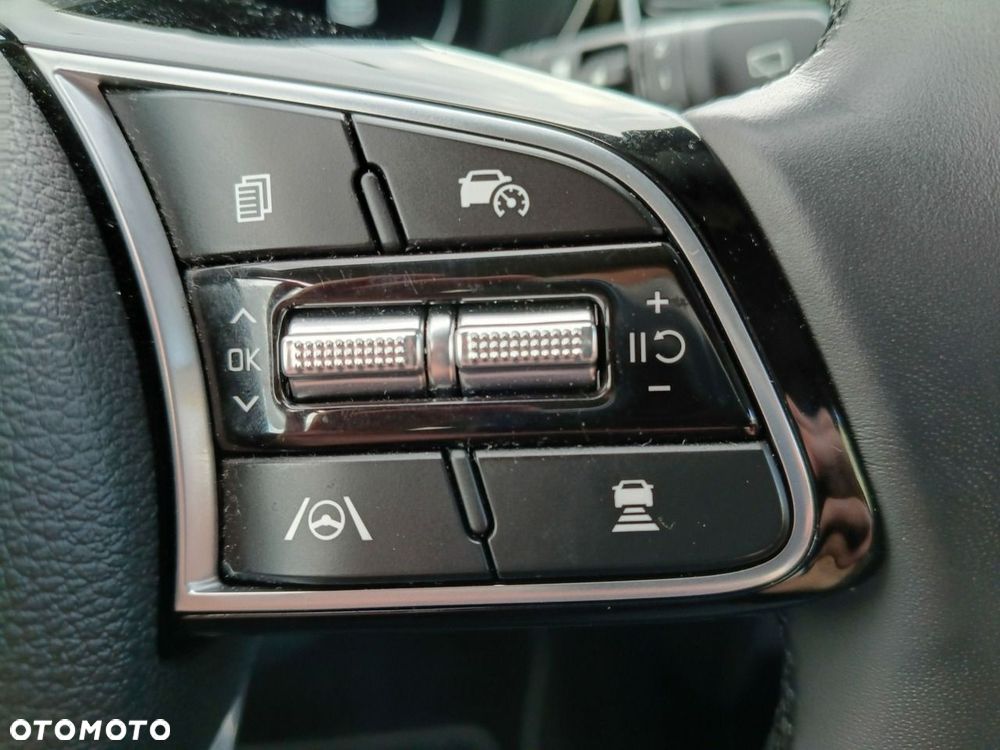 Kia XCeed 1.5 T-GDI Business Line DCT - 25