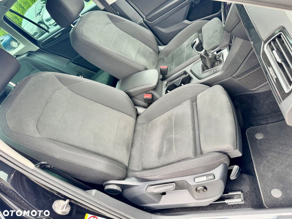 Volkswagen Tiguan 2.0 TDI SCR Life - 18