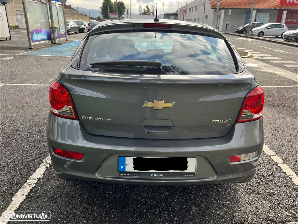 Chevrolet Cruze 1.6 LT - 3