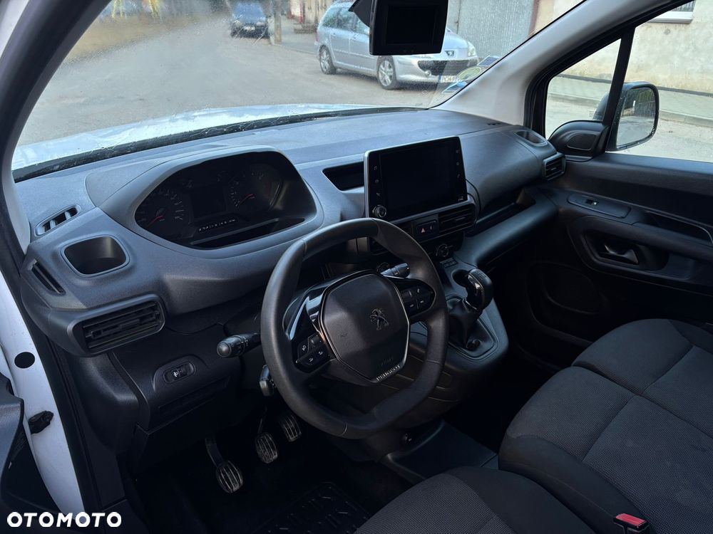 Peugeot Partner - 8