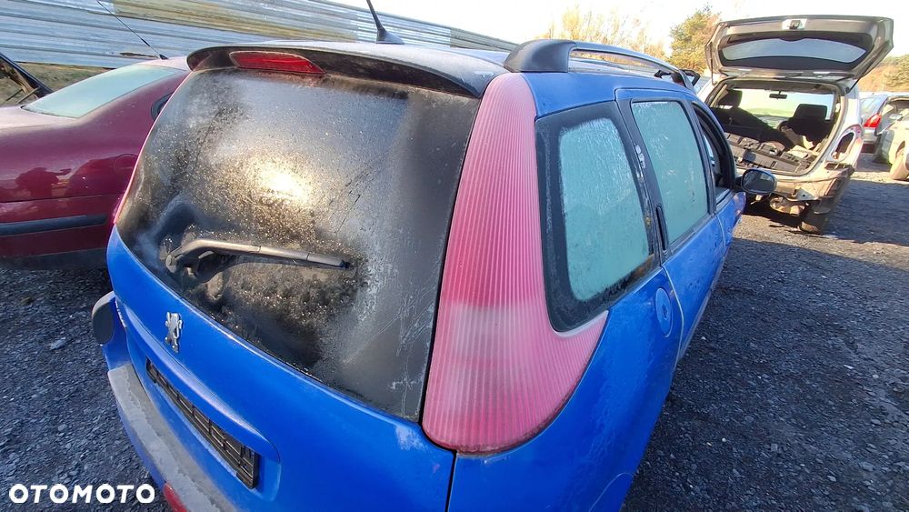 PEUGEOT 206 SW KOMBI LAMPA LEWY PRAWY TYŁ TYLNA LEWA PRAWA nr. 60/1 - 2