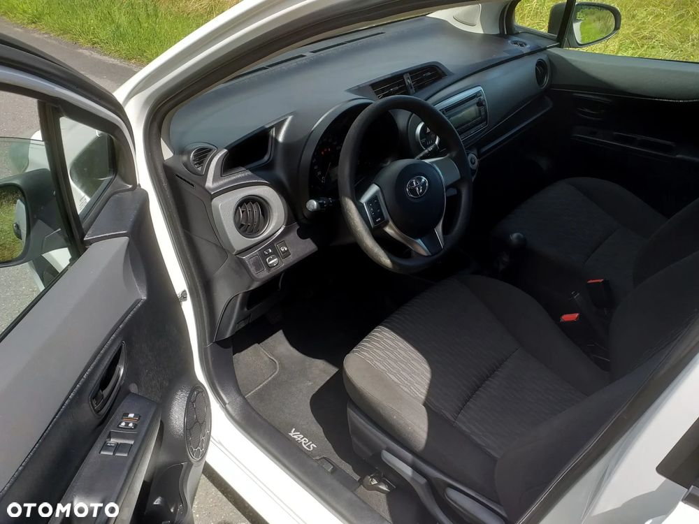 Toyota Yaris 1.0 Life EU6 - 14