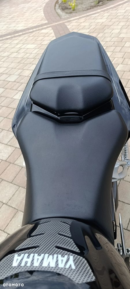 Yamaha FZ - 10