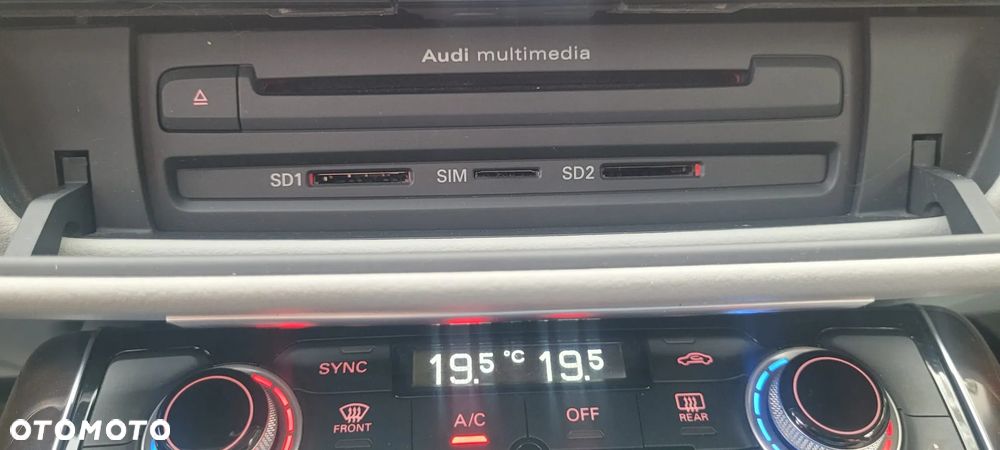 Audi A8 3.0 TDI clean diesel Quattro - 15