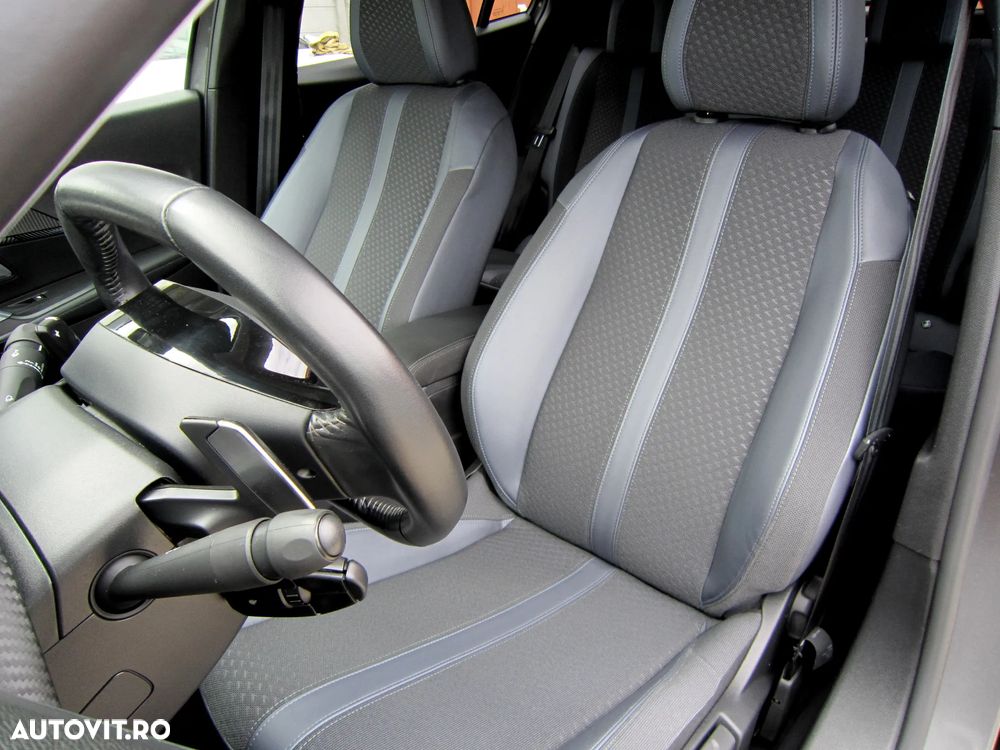 Peugeot 2008 1.5 BlueHDI STT EAT8 Allure - 8