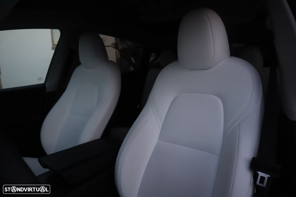 Tesla Model Y Tração Traseira - 19