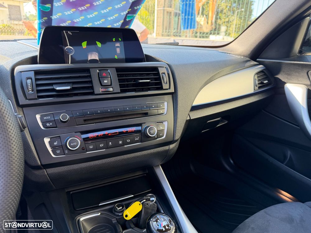 BMW 120 d Pack M - 34