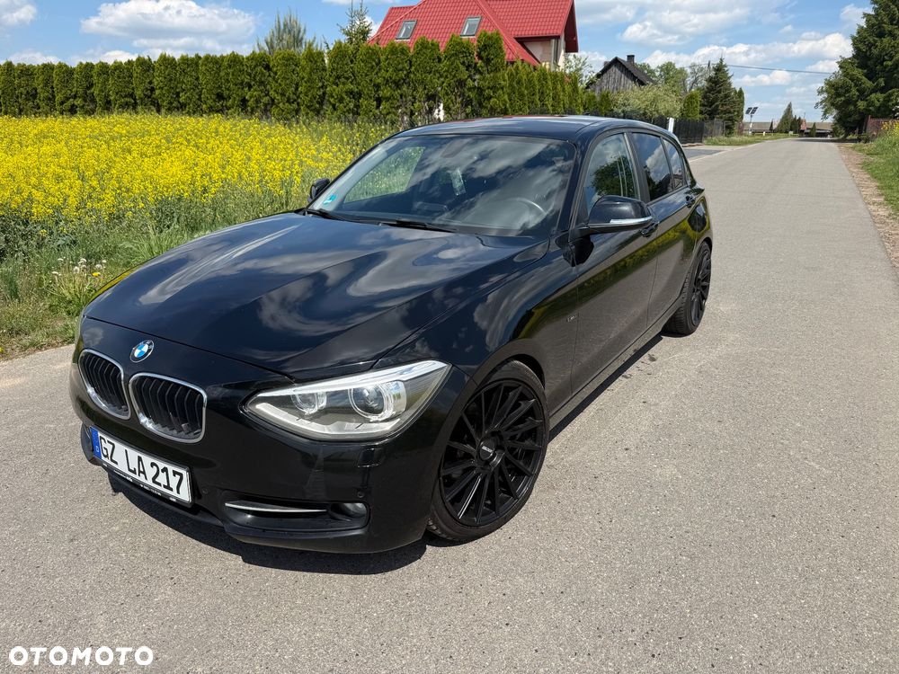 BMW Seria 1 120d Sport Line - 2