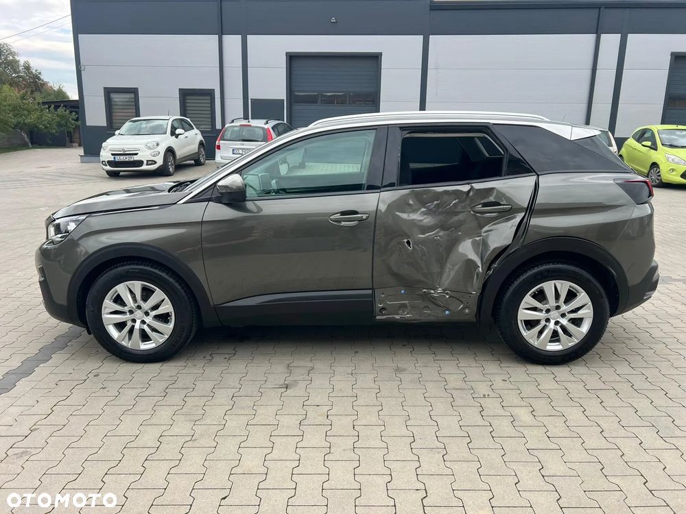 Peugeot 3008 1.5 BlueHDi Active Pack S&S EAT8 - 7