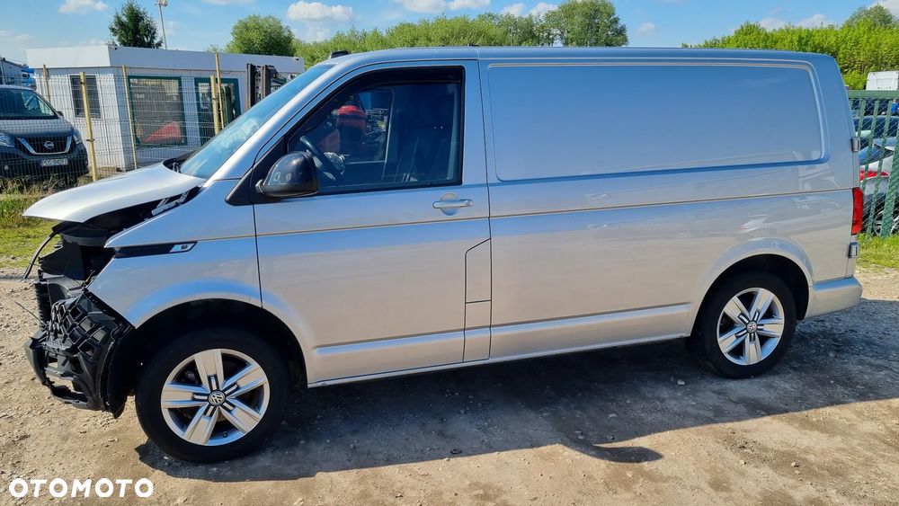Volkswagen Transporter - 12