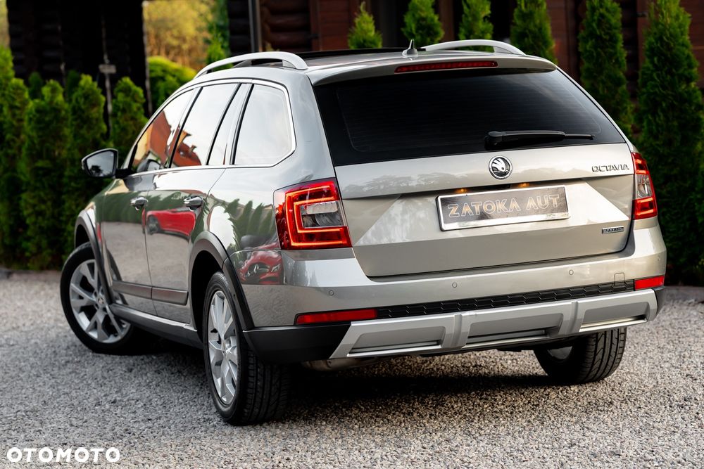 Skoda Octavia 2.0 TDI 4x4 DSG Scout - 12