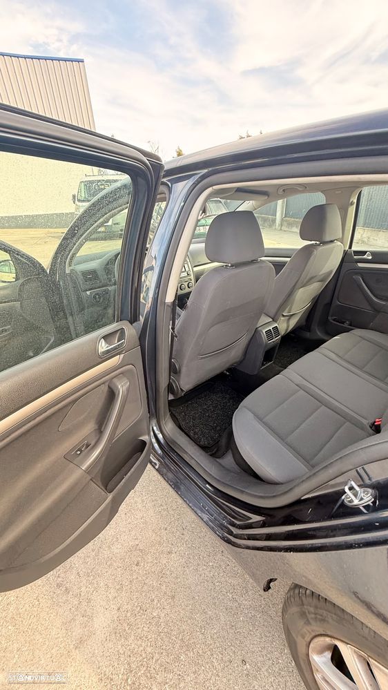 VW Golf 1.9 TDi BlueM. Confortline - 15