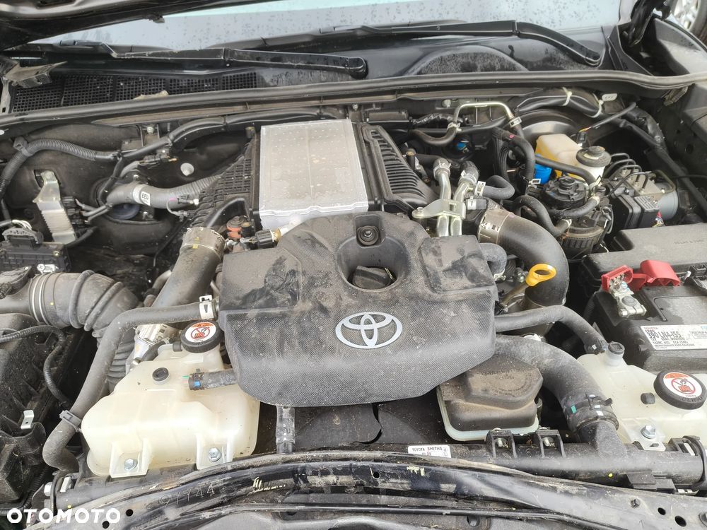Toyota Hilux - 15