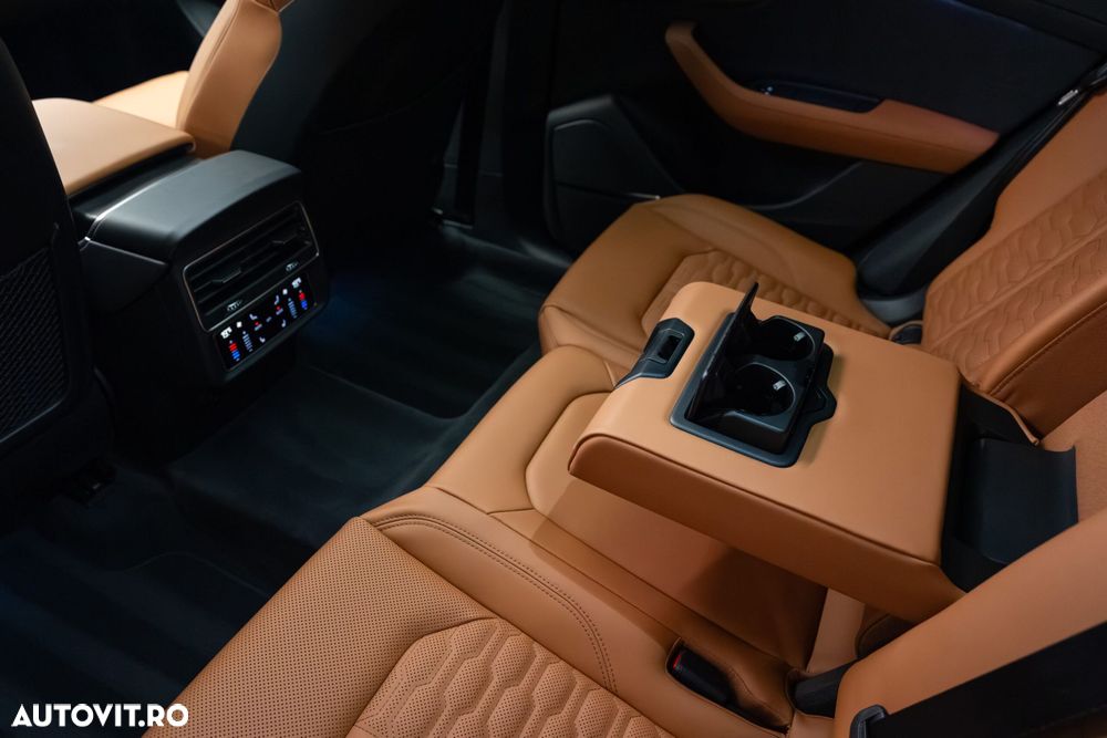 Audi RS Q8 - 32