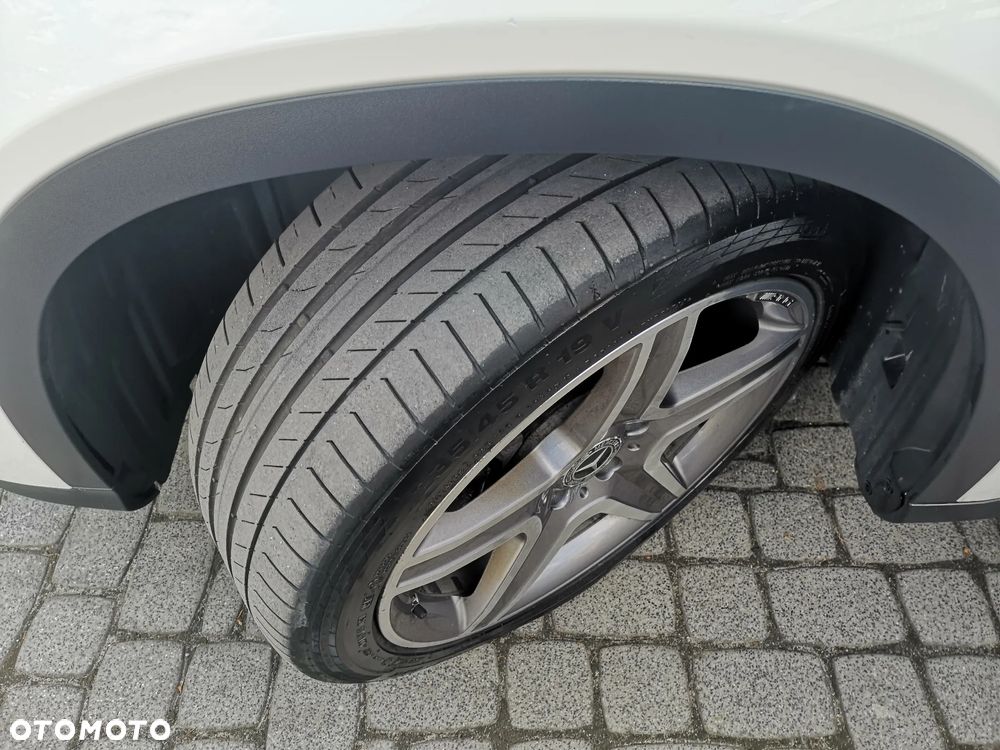 Mercedes-Benz GLA 220 4-Matic - 26